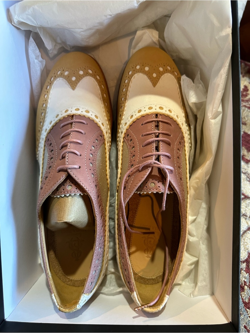 Women's Two-Tone Wingtip Loafers in Pink and Cream